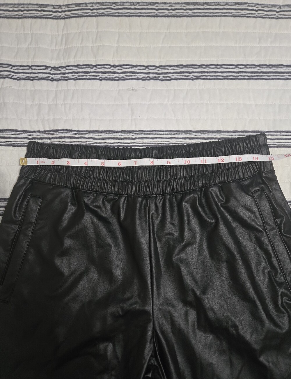 NEW. OFFLINE by Aerie Real Luxe Faux Leather Wide Leg Pants in True Black MEDIUM - Picture 8 of 10